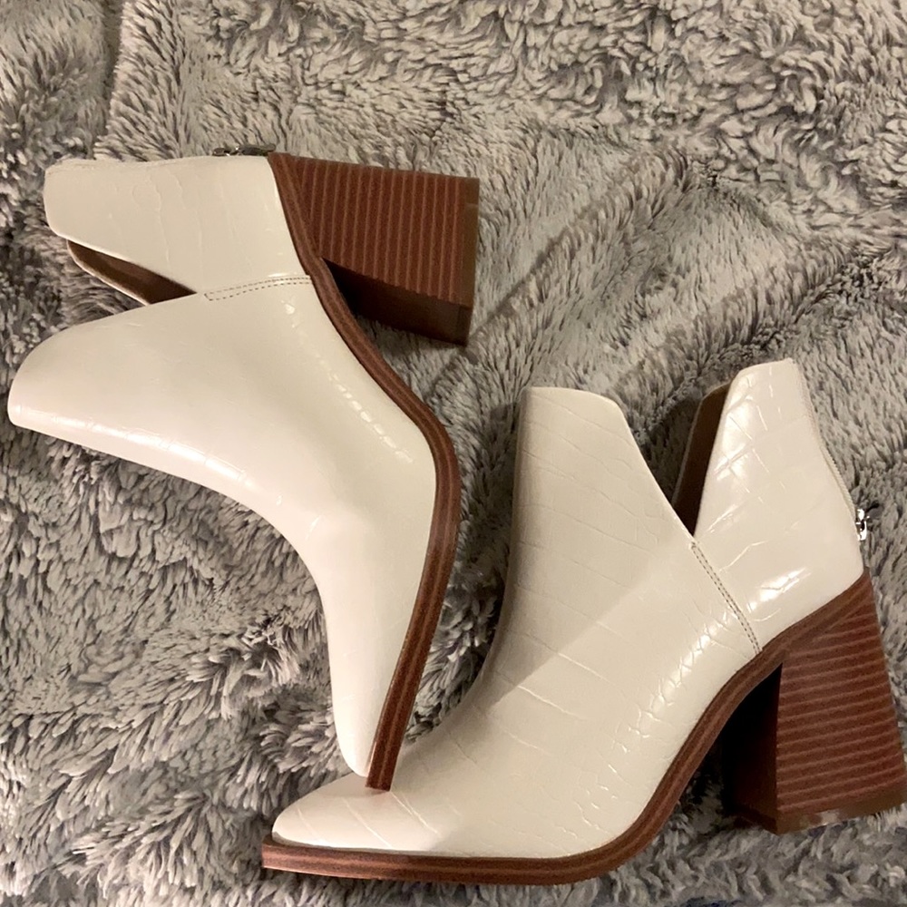 White Snake Skin Pointed Toe Booties